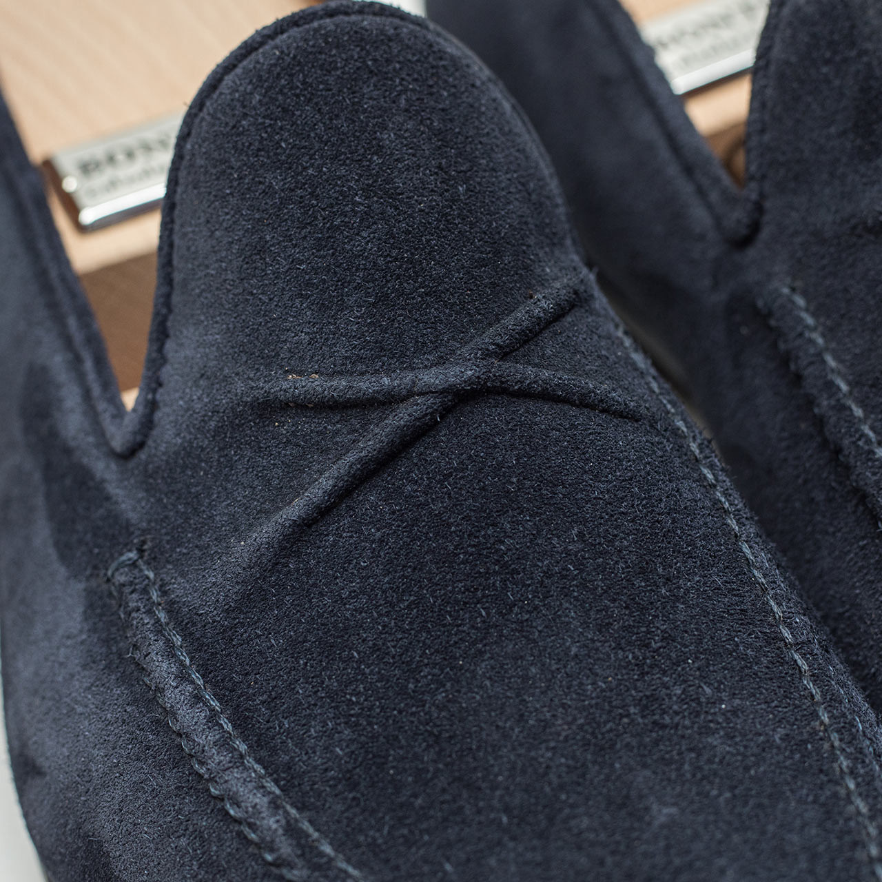 Bontoni loafer in dunkelblau aus Veloursleder